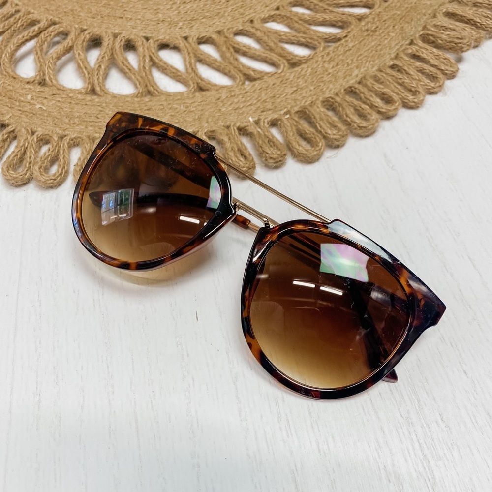 Sleek Style Sunglasses